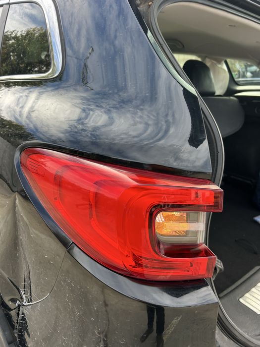 Stop stanga aripă Renault Kadjar 2016