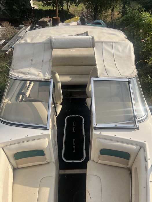 Barca Stingray motor inbord