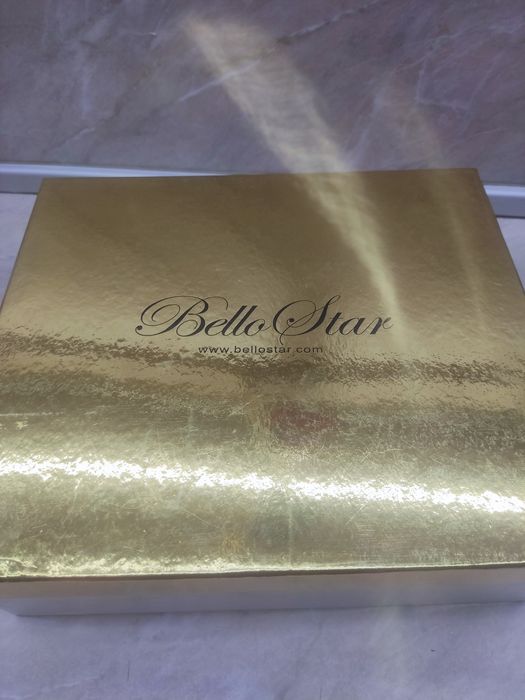 Елегантни дамски боти