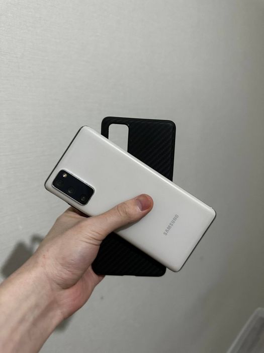 Samsung s20 fe  продажа | обмен