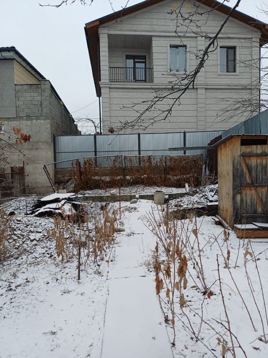 Участок и часть дома Ерменсай