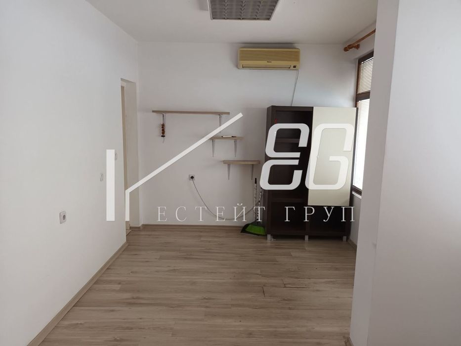 Дава се под наем Офис в Варна, Лятно кино Тракия - 18 кв.м за 196.35 € - Снимка #1