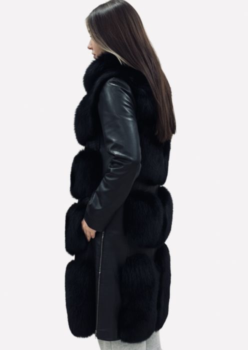 Шуба от MaxMara.