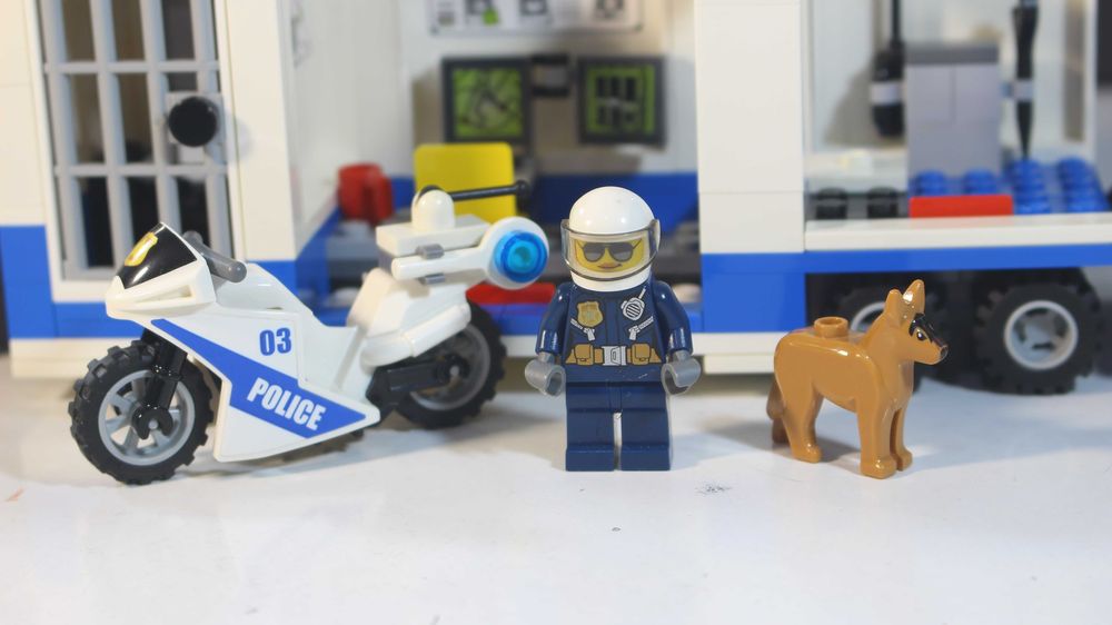 Лего Полицейски Команден Център 60139 Lego Police Command Center