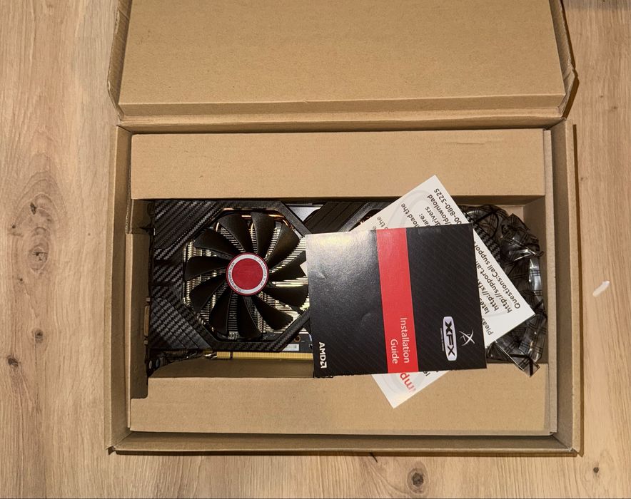 Vând Placă Video AMD RX 590 Fatboy 8G in stare perfecta
