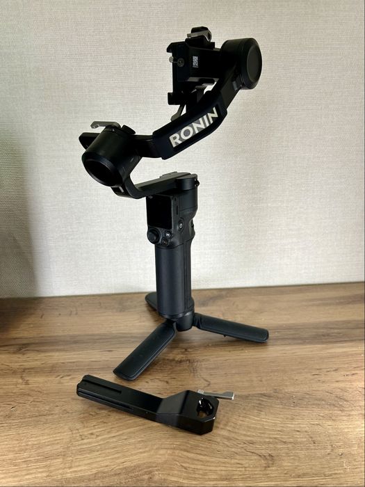 DJI RS 3 Mini — стабилизатор