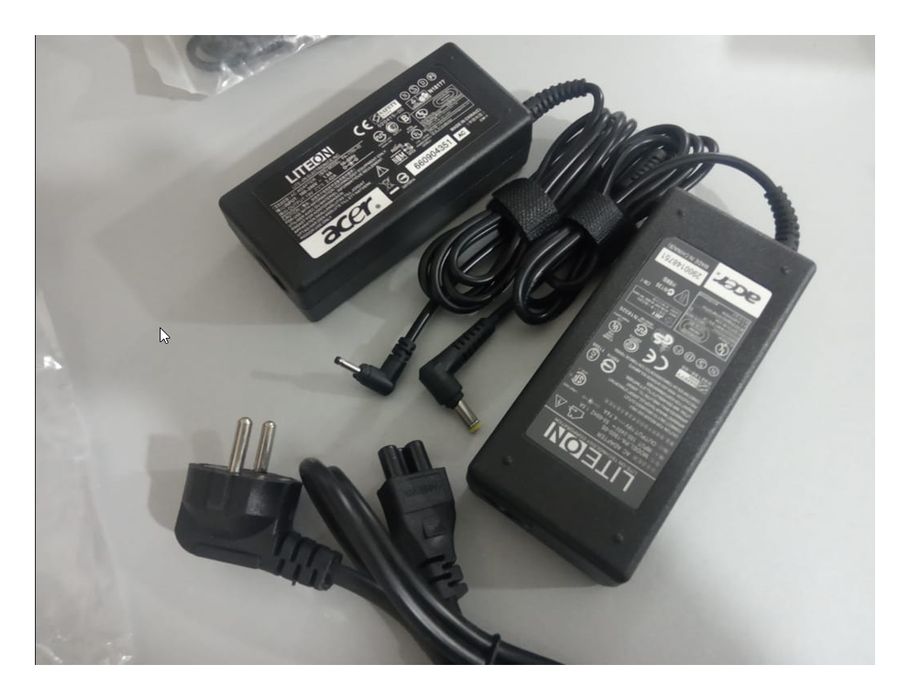 от ACER, для ноутбука зарядка блок питания