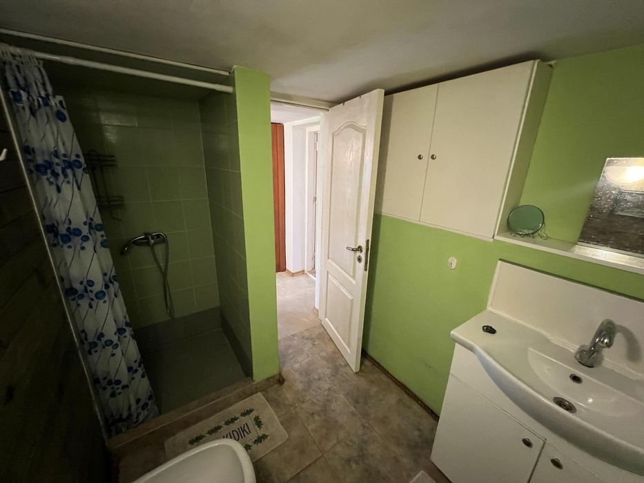 Тристаен апартамент, под наем, м-т Траката