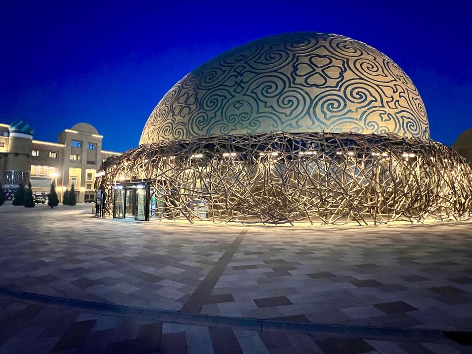 продам 3 билета на летающий театр