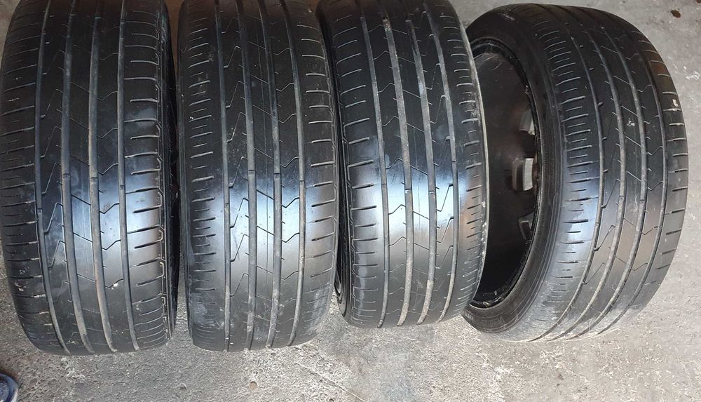 Jante R18 pentru audi a4 a6 cu cauciucuri de vara in stare buna(mai merg cel putin 2 ani) :DTelefon : 0761790044