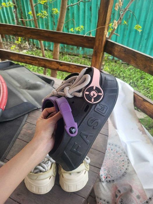 Сабо (модные тапочки) 38 размер, 2 пары