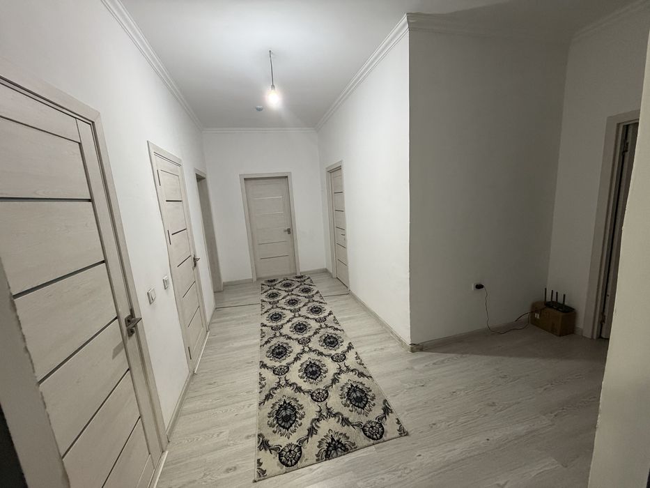 Yashnabod tumani Olmos Maxallasida 4 xona 110 m2