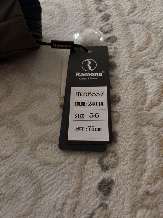 Продается куртка .