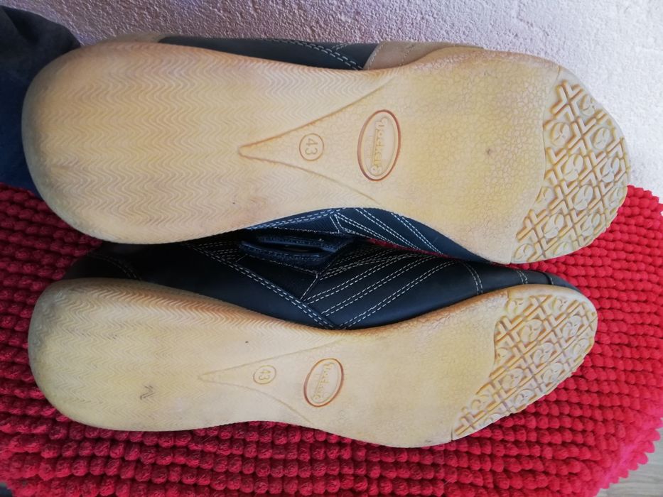 Adidași Dockers piele nr 43 bărbați