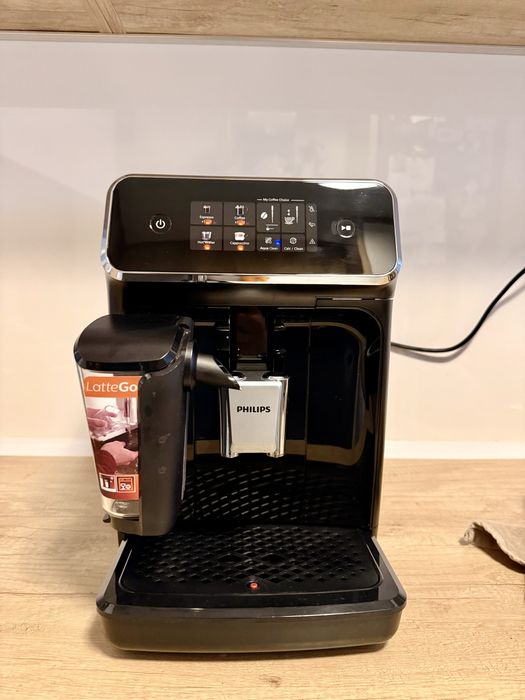 Кафемашина PHILIPS LatteGo - SERIES 2300