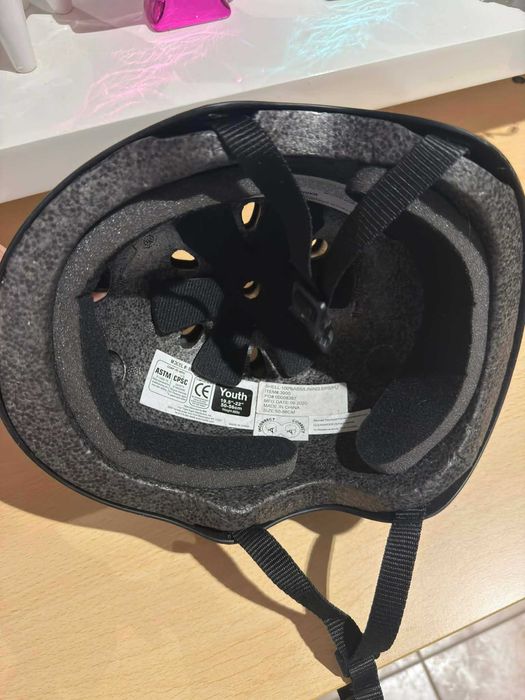 Детска каска за скейтборд и тротинетка Triple Eight Little Tricky50-56