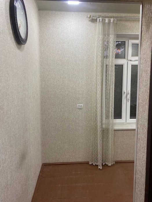 2 Xonali Kvartira sotiladi