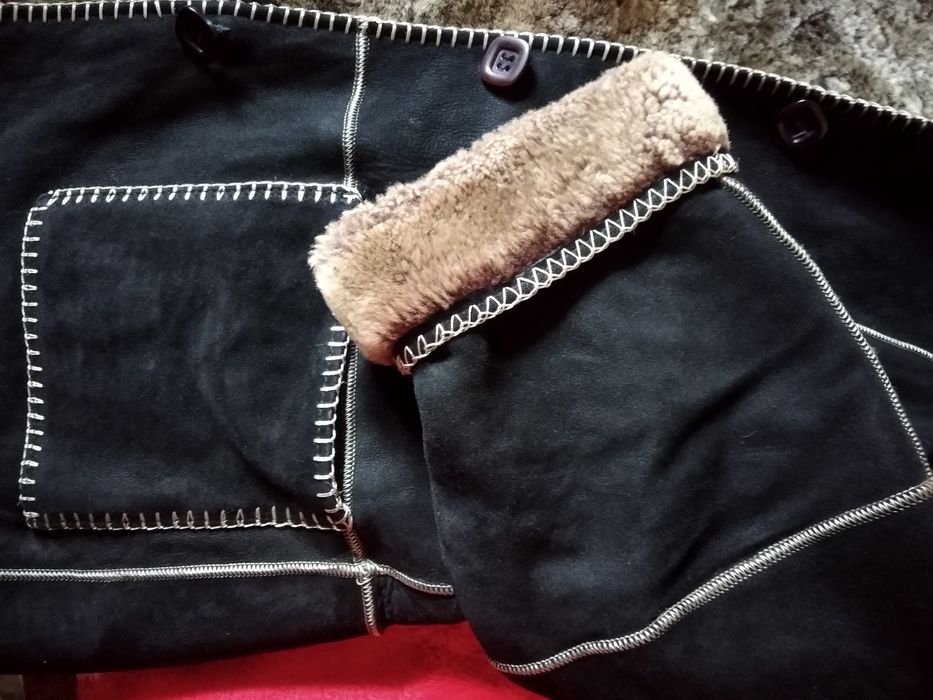 Продам срочно срочно. Дубленку.