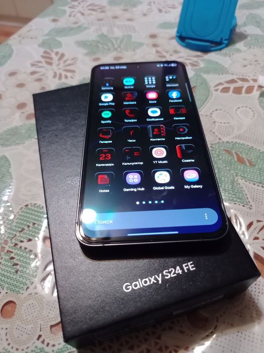 Самсунг S24FE 8/128