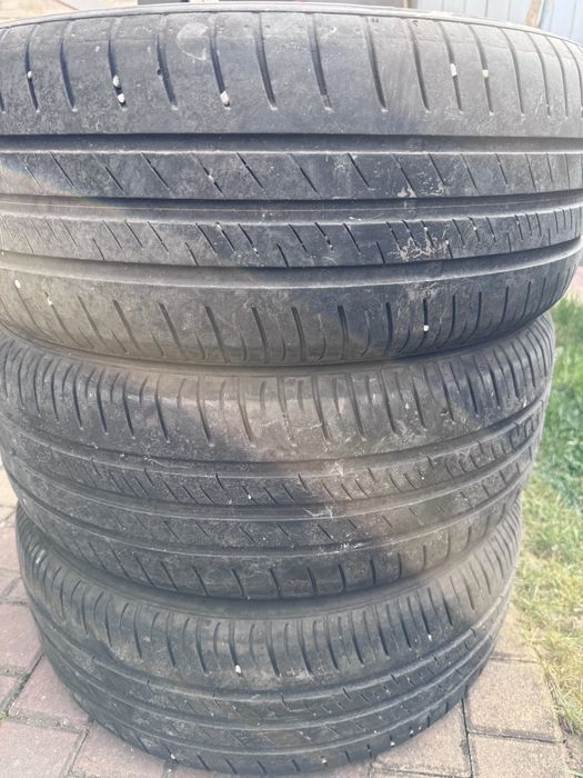Vând 3 anvelope de vară nexen 205/55/R16