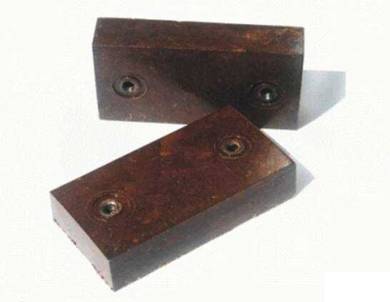 Продам колодки АПРС агрегата