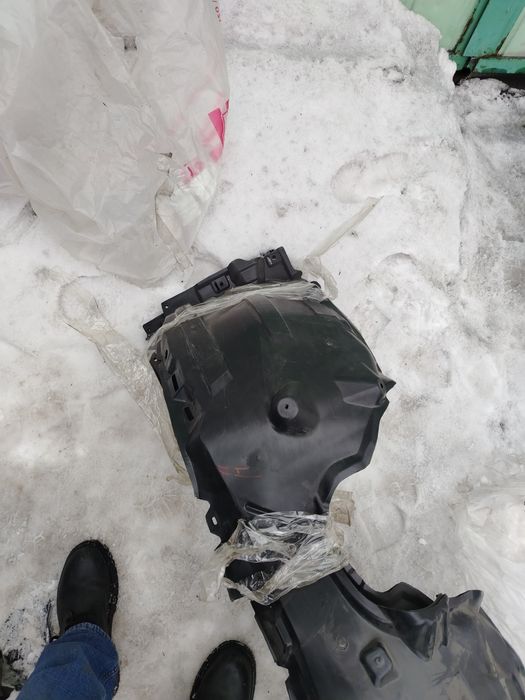 Подкрылок Камри 70 новый