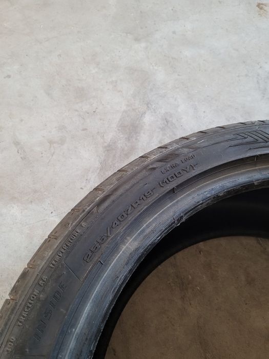 4 Anvelope de vara 255 40 r19 Dunlop