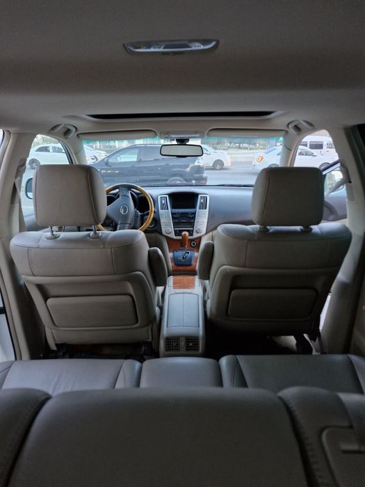 Продам ухоженный премеум  Lexus RX350