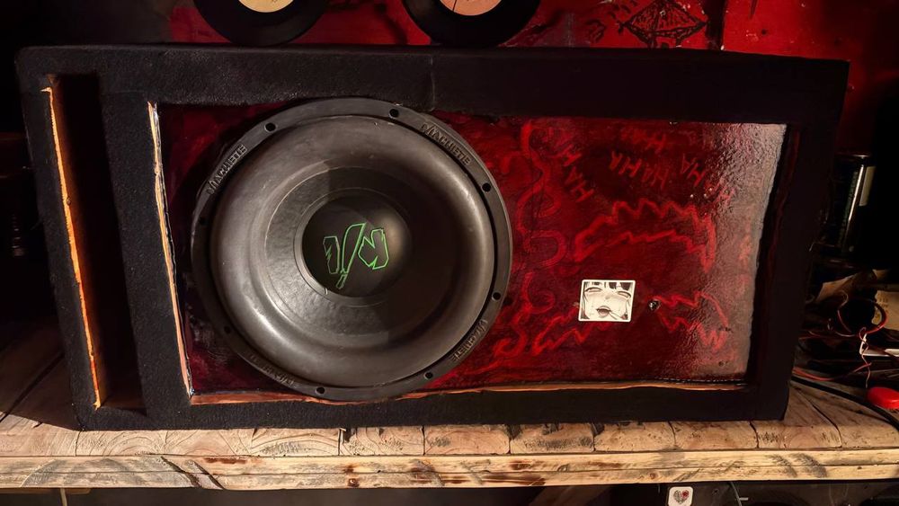 Продам мачета двенашка