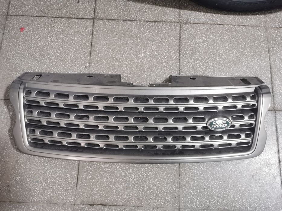 Решетка радиатора на Range Rover l405 L405