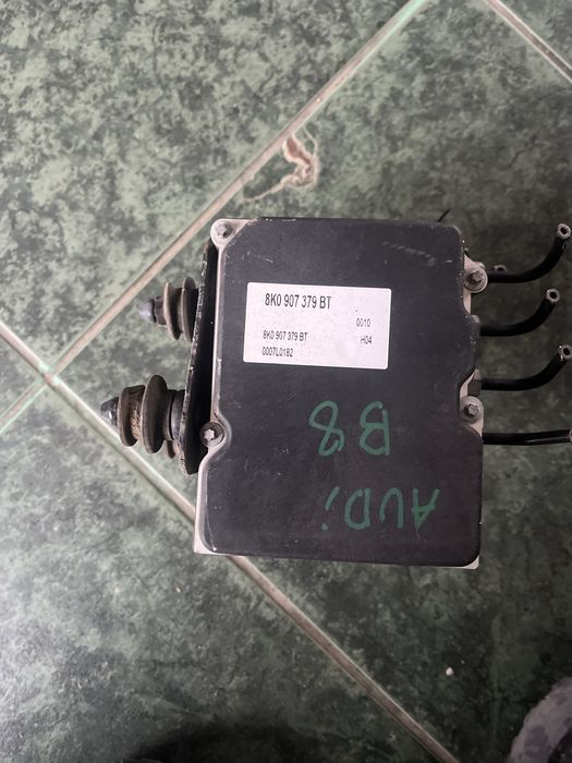 Pompa abs audi a4 b8