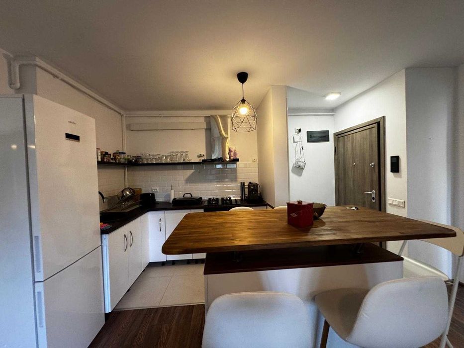 Vanzare apartament 3 camere Otopeni. Direct proprietar, fara comision