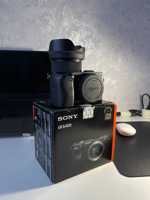 Sony A6400 + два объектива