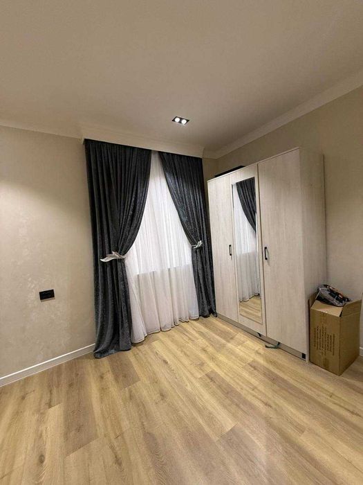 Продаётся 3в4/1/4  Площадь 91м2  Буюк Ипак Йули Буз Базар