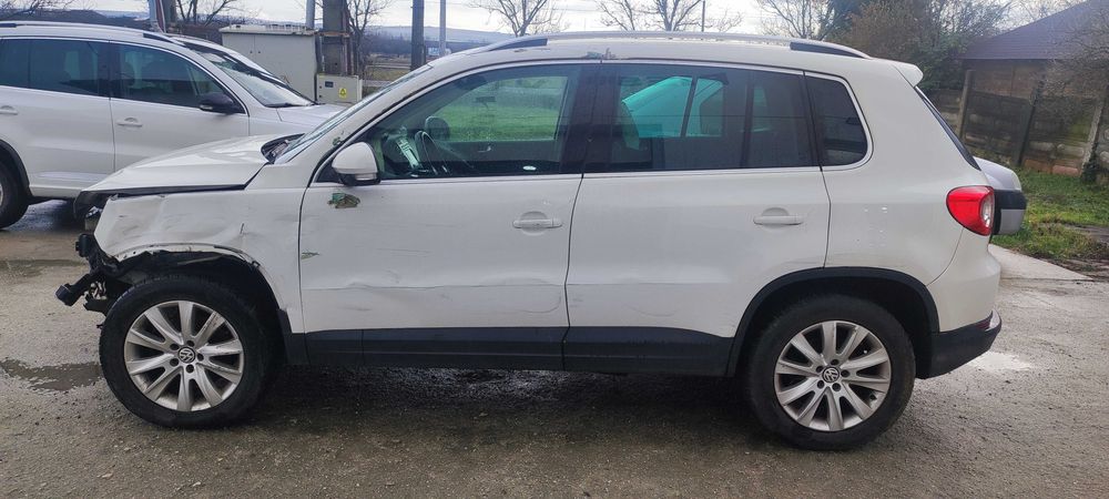 Dezmembrez volkswagen Tiguan 2.0 cod CBAB automata in 6 T JBG cod LB9A