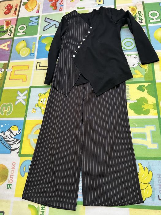 Продам джинсы новая