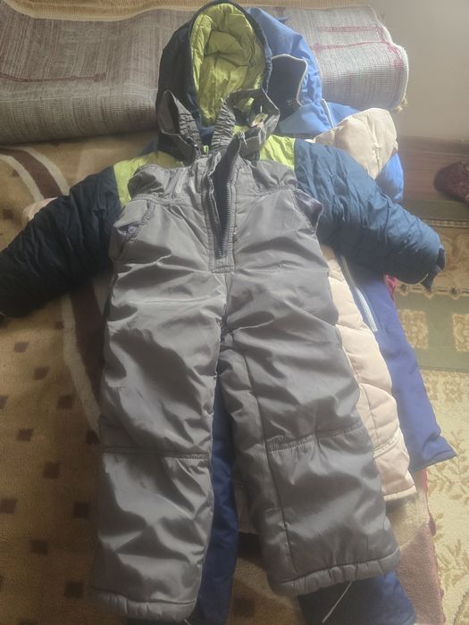 Продам детскии комбенезон