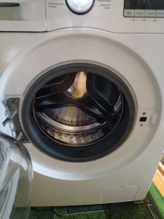 Продам машинку автомат.