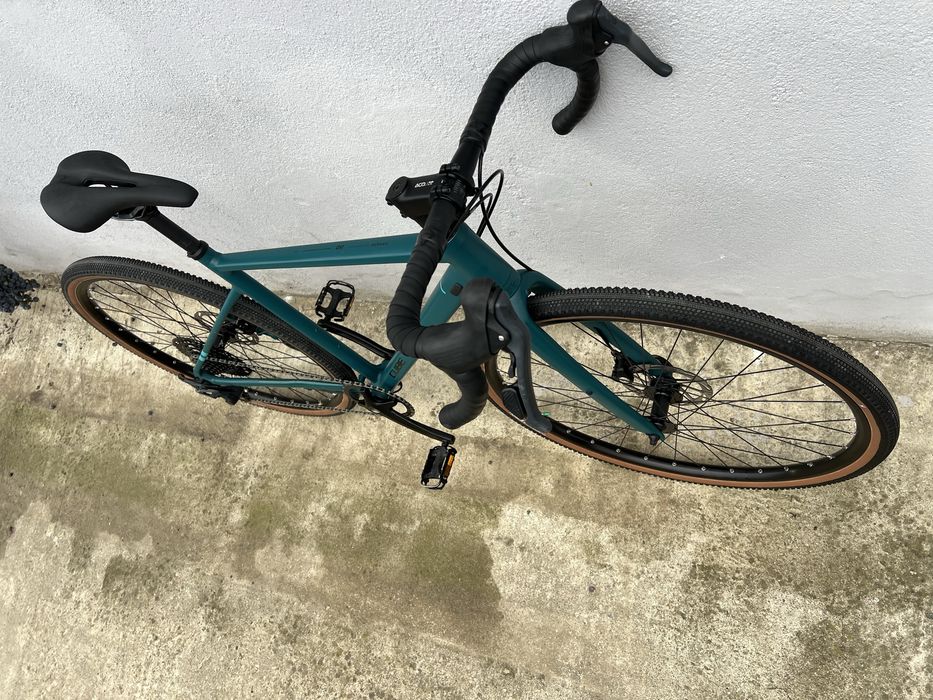 Bicicleta Cube Nuroad One Poseidongreen GRAVEL/cursiera