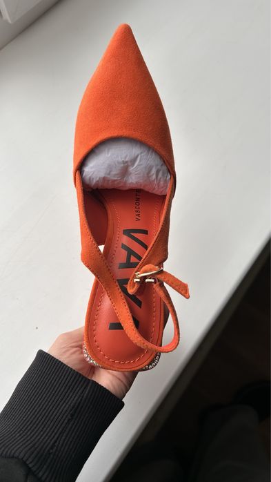 Босоножки женские