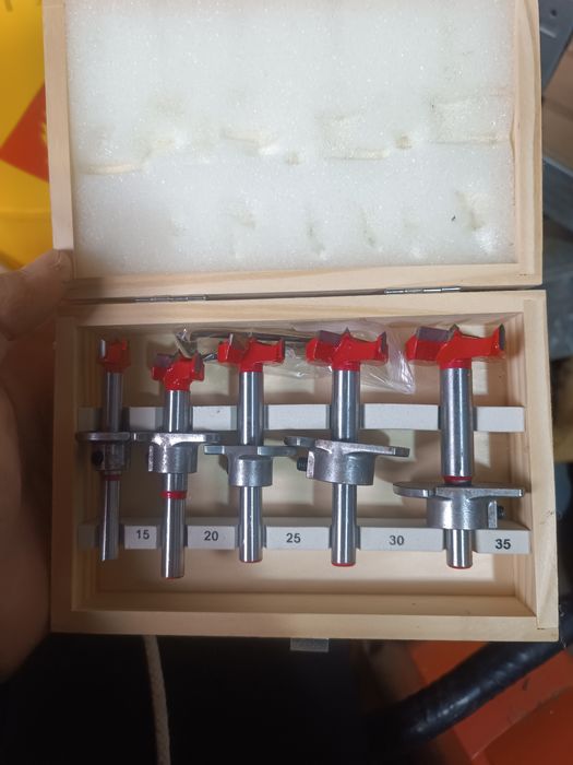 Vând sau schimb diverse