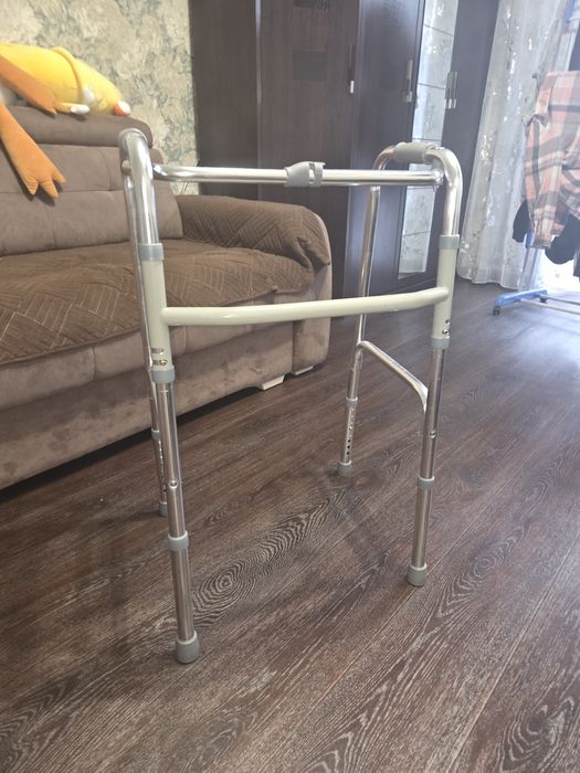 Ходунки взрослые