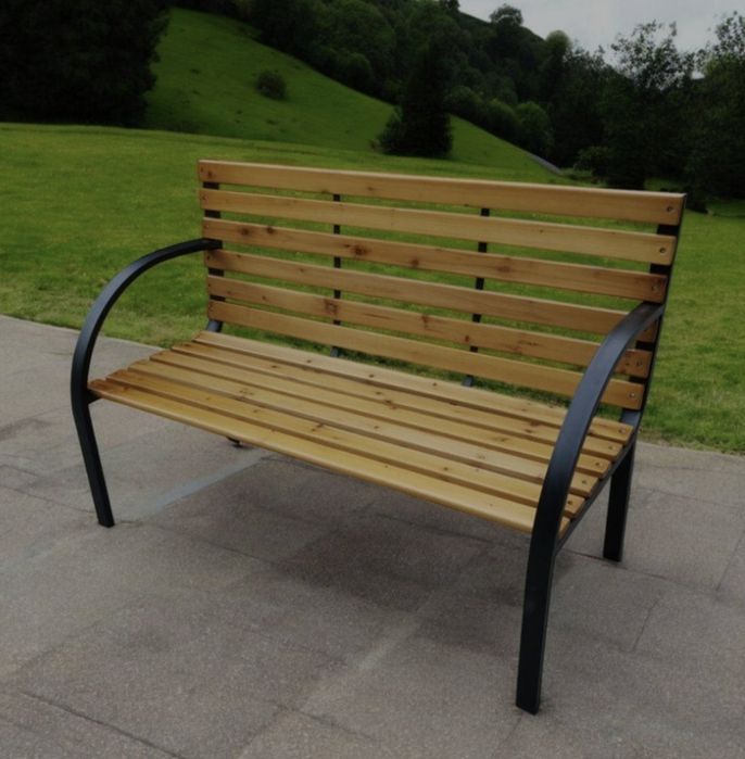 Градинска Пейка с метални крака 125 х 60 х 85см