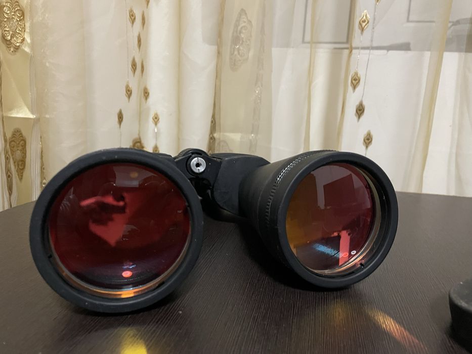 Breaker Optical binoclu