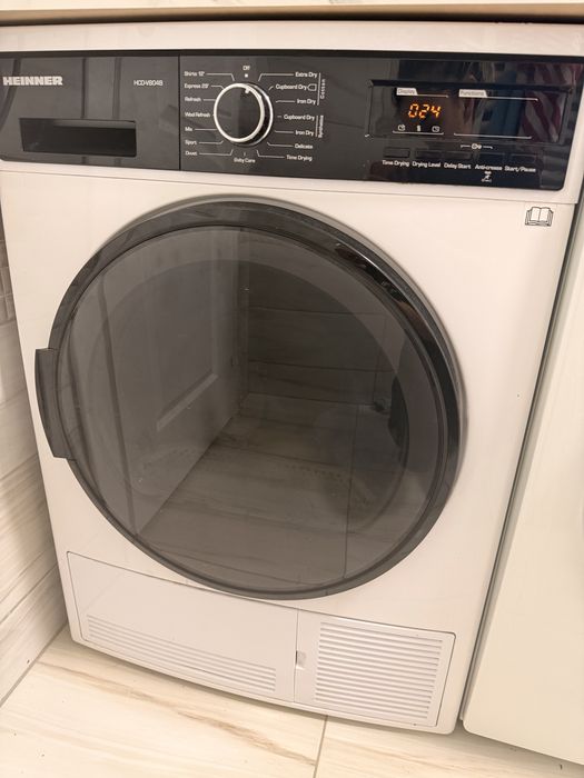 Uscător de rufe Heinner HCD-V804B, 8 kg, Condensare, Stare perfectă