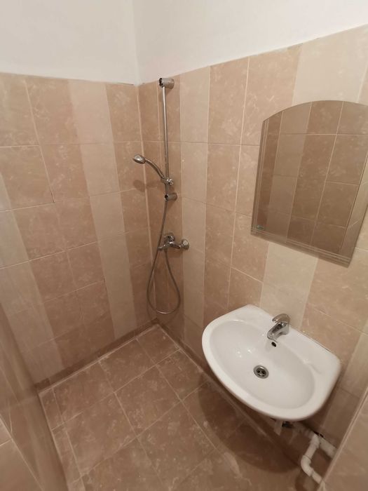 Дава се под наем Двустаен апартамент в Бургас, Славейков - 54 кв.м за 178.5 € - Снимка #4