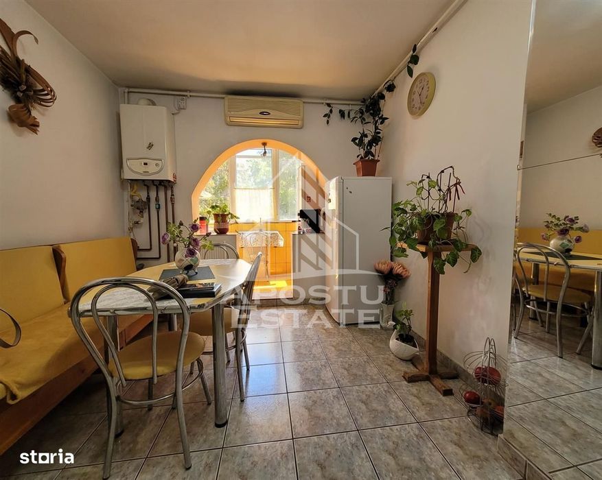 Apartament de vanzare cu 3 camere,etaj intermediar, Aradului,Timisoara