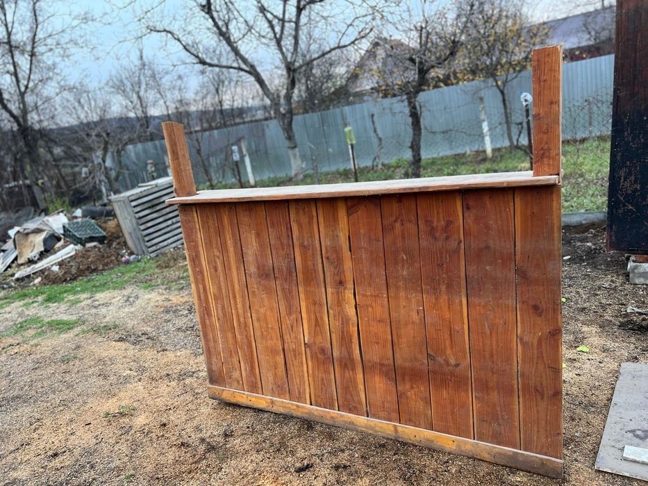 Construcție de lemn Bar, Tejghea