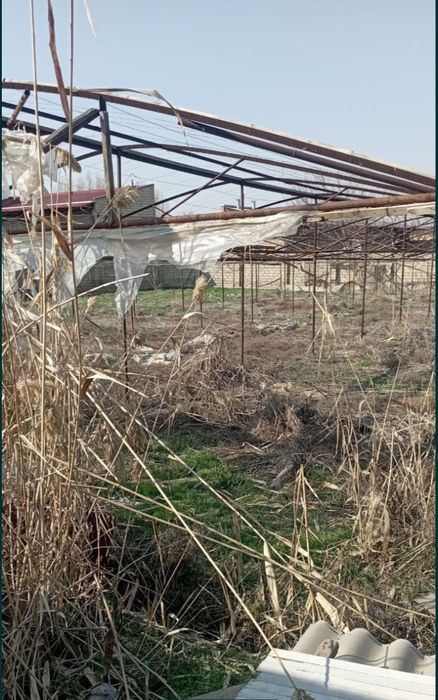 Quruq yer sotiladi srochni