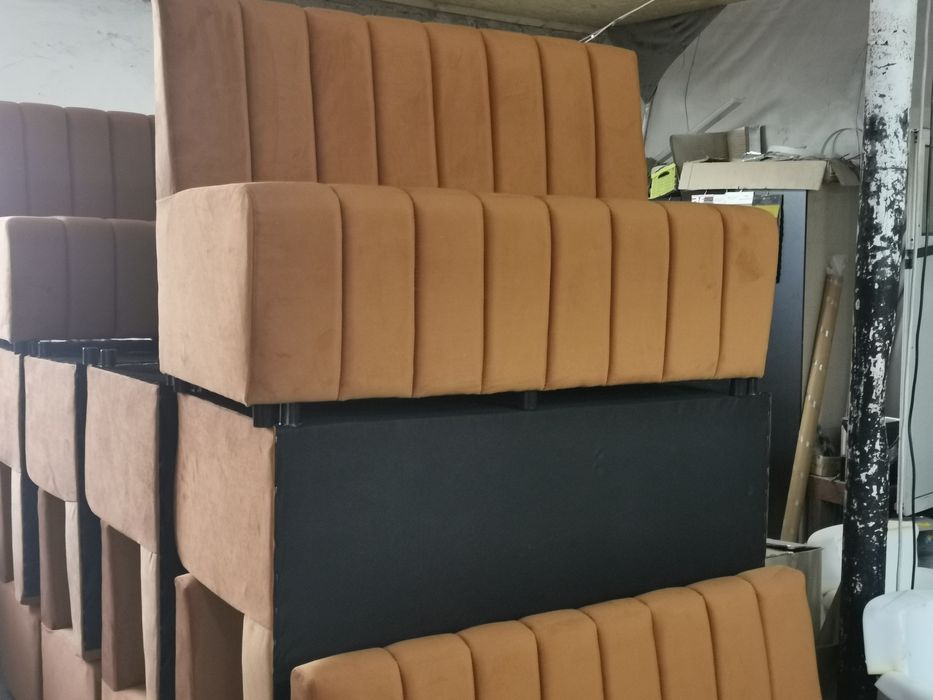 Canapele durabile HoReCa